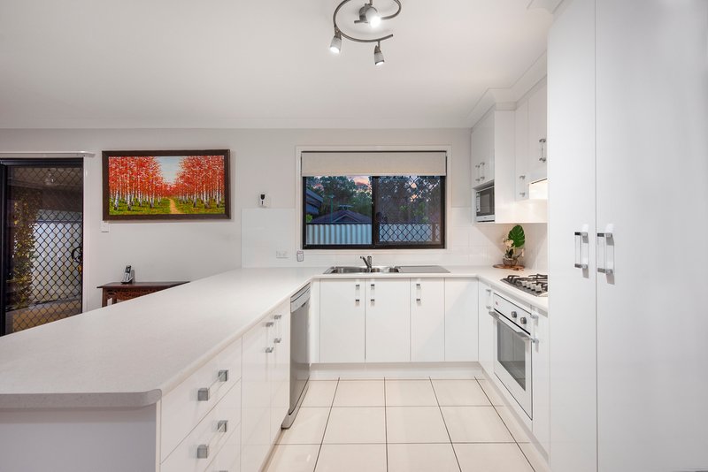 Photo - 12 Shelley Avenue, Mount Warren Park QLD 4207 - Image 13