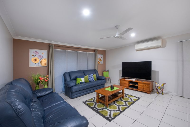 Photo - 12 Shelley Avenue, Mount Warren Park QLD 4207 - Image 15