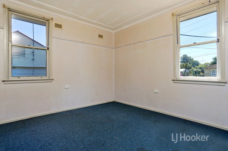 Photo - 12 Shepherd Street, Lalor Park NSW 2147 - Image 4