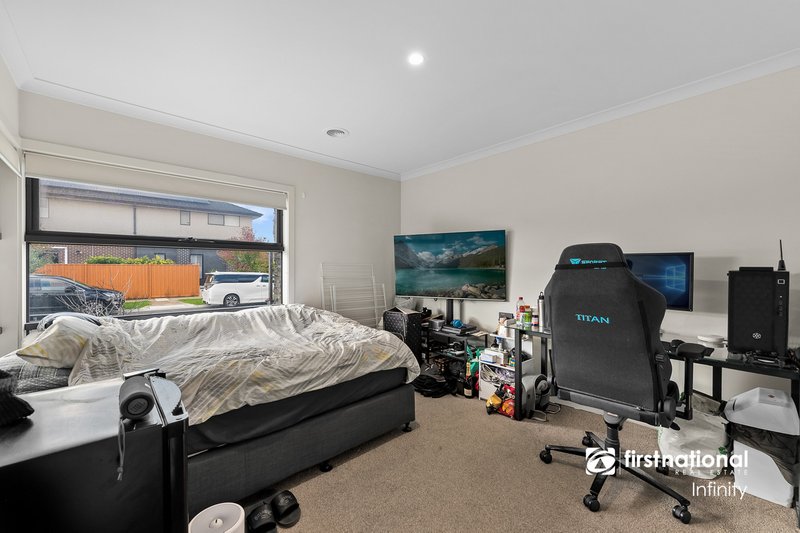 Photo - 12 Shepherd Street, Williams Landing VIC 3027 - Image 7