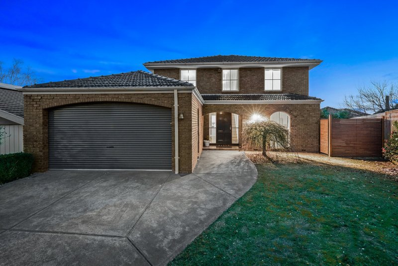 12 Sheraton Close, Burwood East VIC 3151