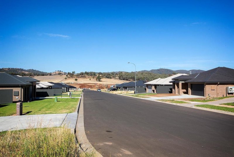 Photo - 12 Sherborne Street, Tamworth NSW 2340 - Image 6