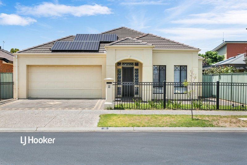 12 Shoalhaven Circuit, Mawson Lakes SA 5095