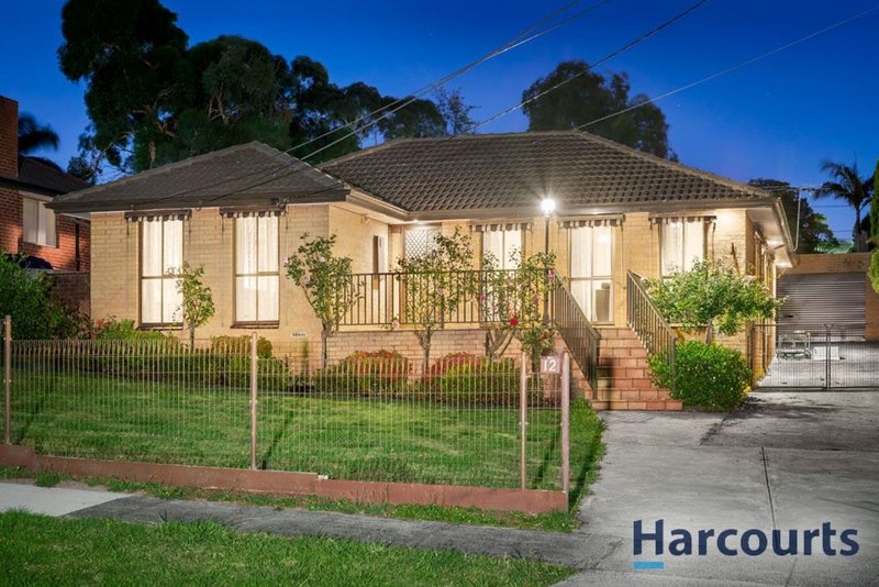 12 Silverton Drive, Ferntree Gully VIC 3156