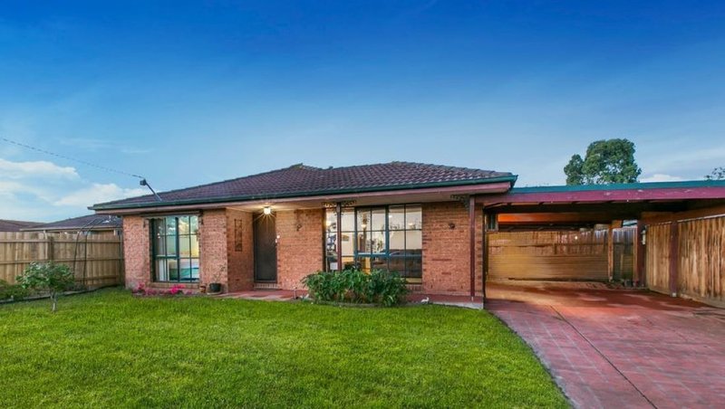 12 Simon Drive, Pakenham VIC 3810