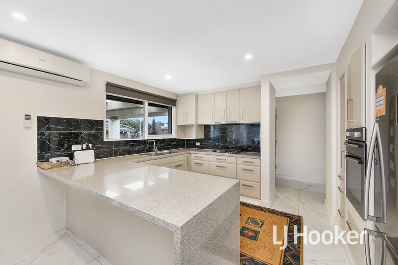 Photo - 12 Simpson Court, Hallam VIC 3803 - Image 2