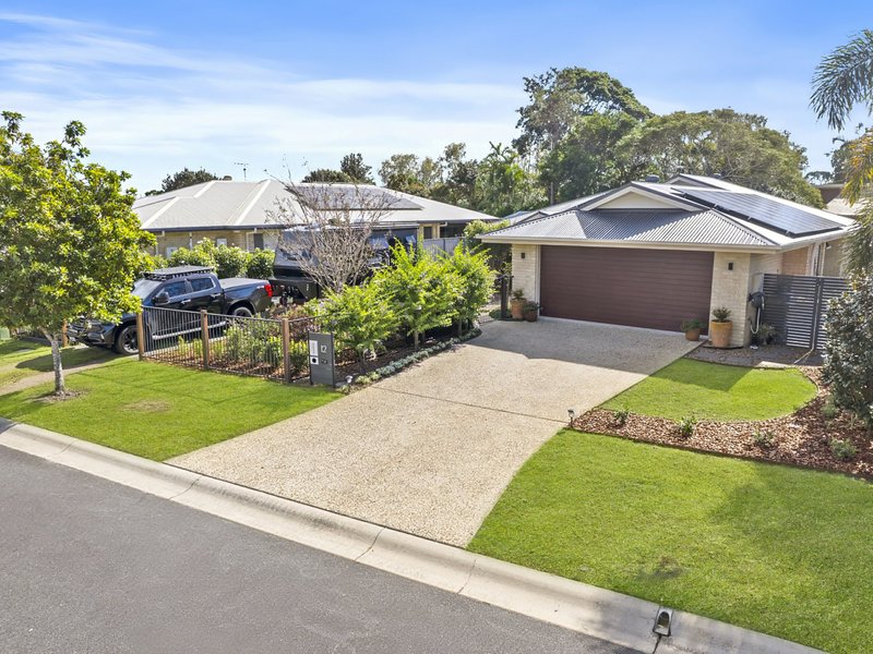 Photo - 12 Sinclair Place, Ningi QLD 4511 - Image 3