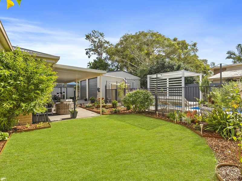 Photo - 12 Sinclair Place, Ningi QLD 4511 - Image 6