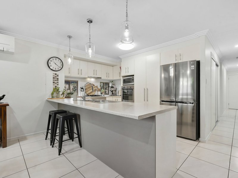 Photo - 12 Sinclair Place, Ningi QLD 4511 - Image 15