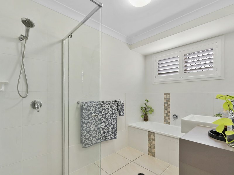 Photo - 12 Sinclair Place, Ningi QLD 4511 - Image 22