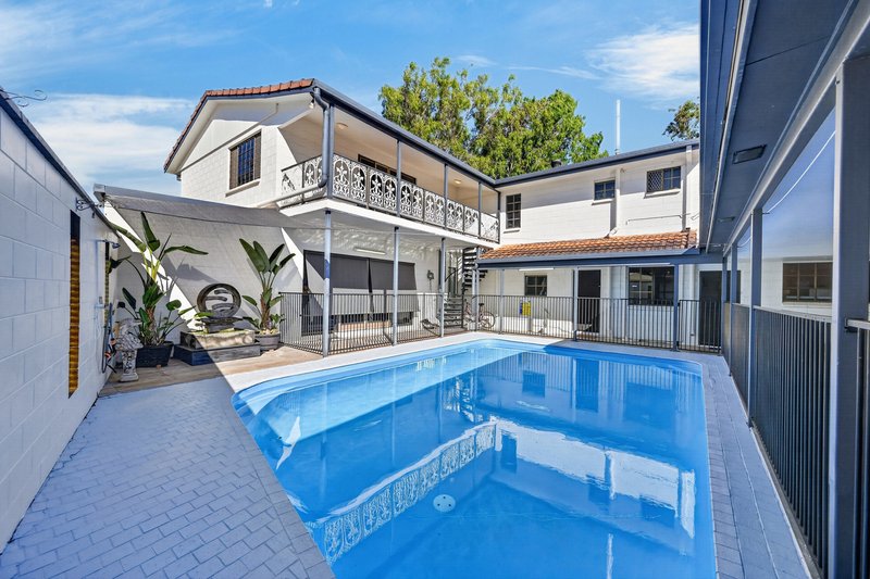Photo - 12 Sinclair Street, Annandale QLD 4814 - Image 3