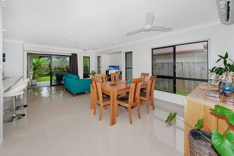 Photo - 12 Singleton Close, Smithfield QLD 4878 - Image 7