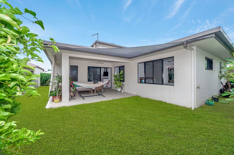 Photo - 12 Singleton Close, Smithfield QLD 4878 - Image 16