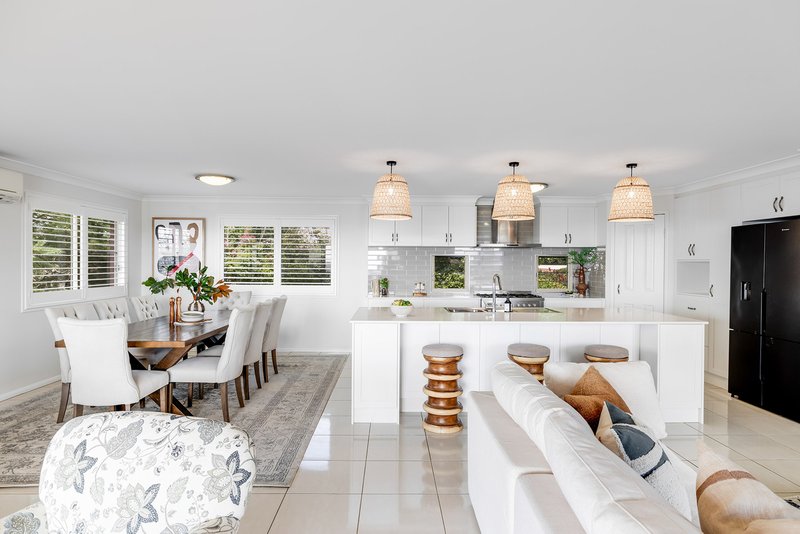 Photo - 12 Skye Court, Prince Henry Heights QLD 4350 - Image 7