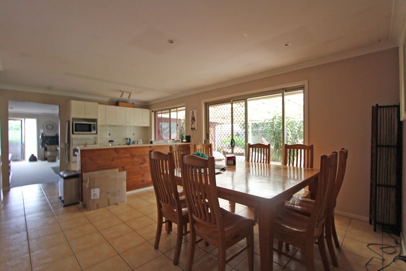 Photo - 12 Skyhawk Ave , Hamlyn Terrace NSW 2259 - Image 3