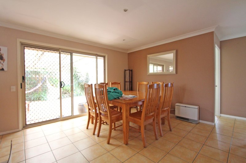 Photo - 12 Skyhawk Ave , Hamlyn Terrace NSW 2259 - Image 4