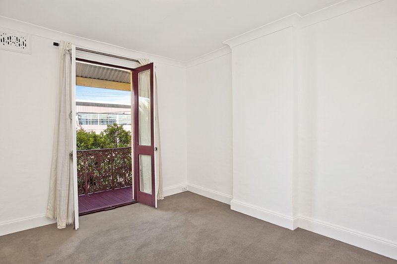 Photo - 12 Smith Street, Marrickville NSW 2204 - Image 4