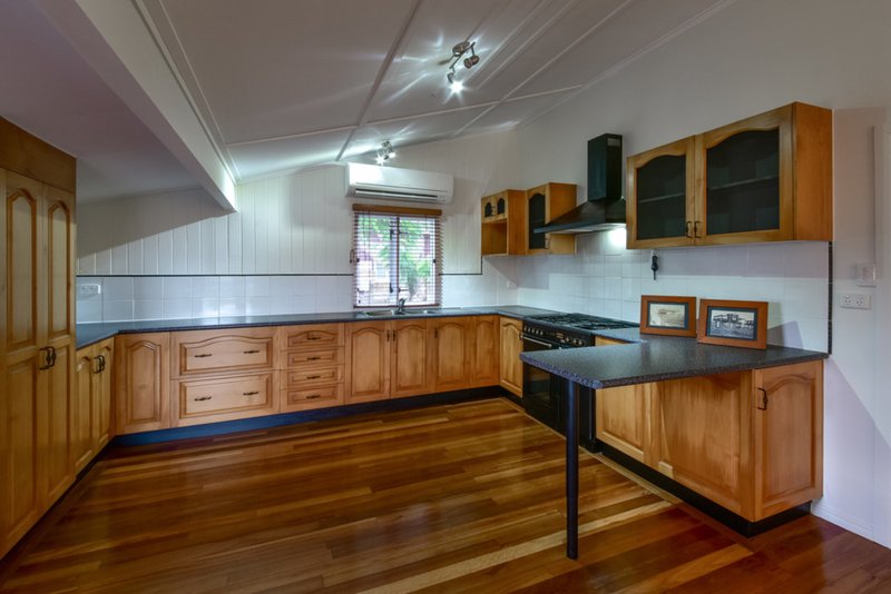 Photo - 12 Smith Street, Proserpine QLD 4800 - Image 3