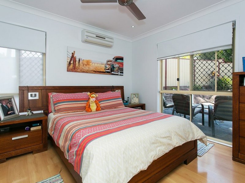 Photo - 12 Soma Court, Mudgeeraba QLD 4213 - Image 7