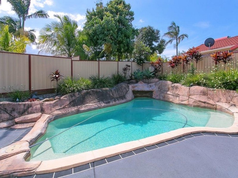 Photo - 12 Soma Court, Mudgeeraba QLD 4213 - Image 8