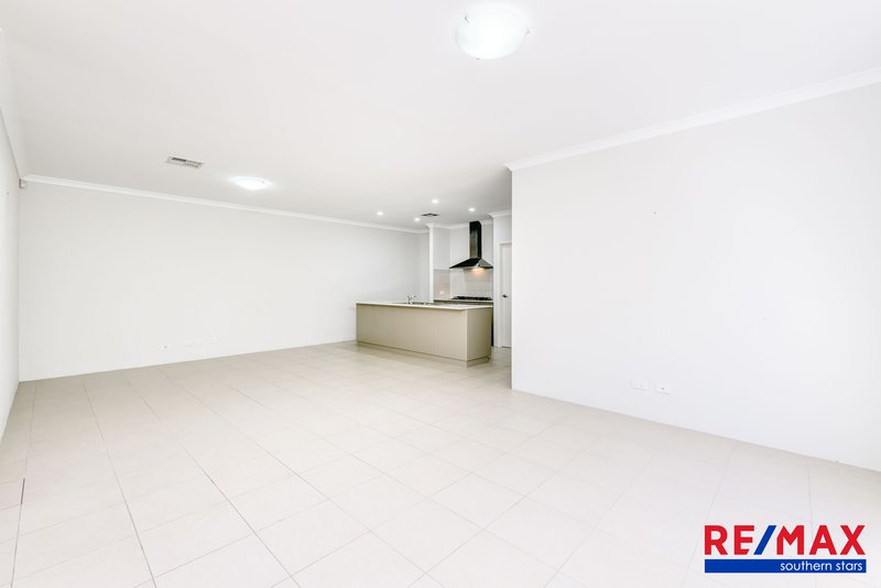 Photo - 12 Somerford Promenade, Wellard WA 6170 - Image 25