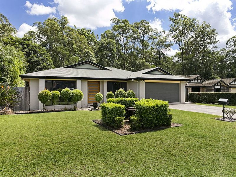 Photo - 12 Sonoma Court, Cashmere QLD 4500 - Image 15