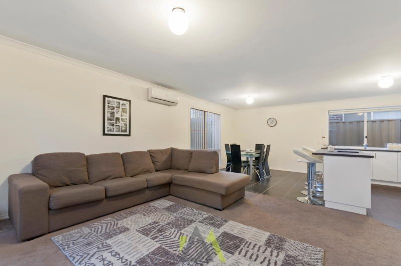 Photo - 12 Southampton Drive, Langwarrin VIC 3910 - Image 5