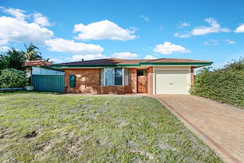 Photo - 12 Speargrass Close, Alexander Heights WA 6064 - Image 2