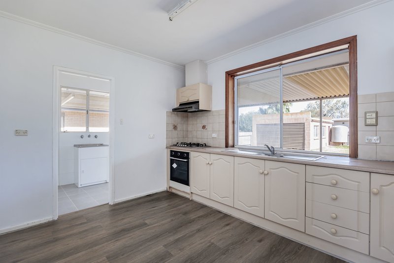 Photo - 12 Spencer Street, Parafield Gardens SA 5107 - Image 2