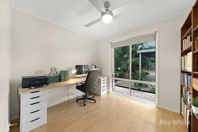 Photo - 12 Spica Drive, Tanah Merah QLD 4128 - Image 13