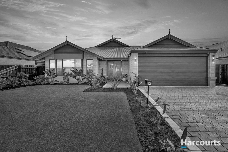 12 Splendens Turn, Halls Head WA 6210