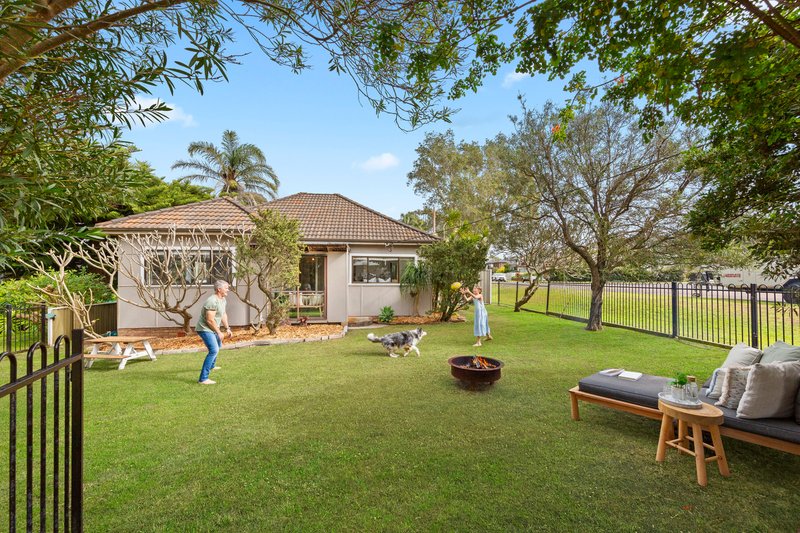 12 Spring Road, North Curl Curl NSW 2099