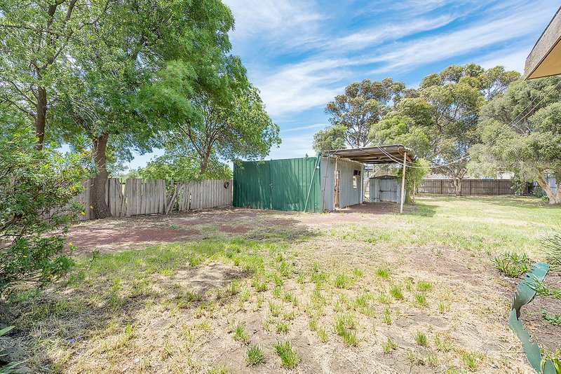 Photo - 12 Springs Road, Donnybrook VIC 3064 - Image 15