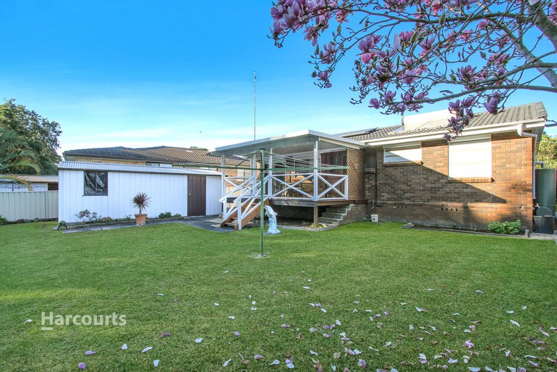 Photo - 12 St James Crescent, Dapto NSW 2530 - Image 7