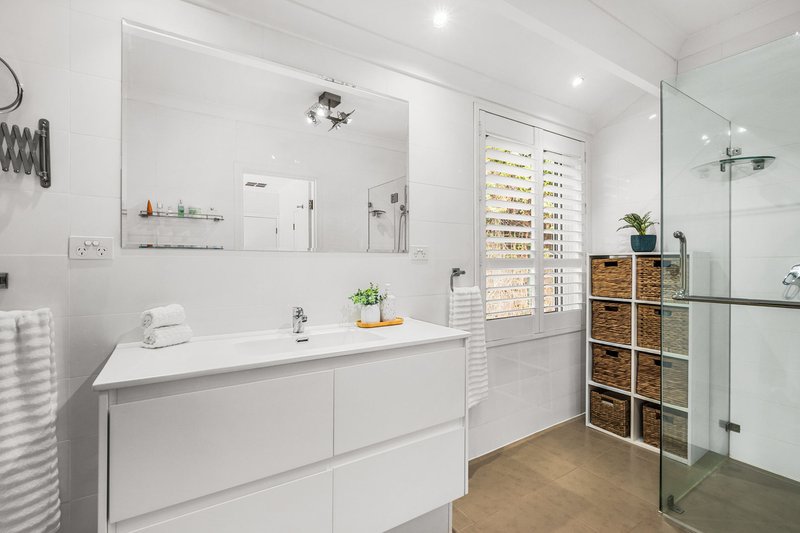 Photo - 12 St Vincent Close, Aberfoyle Park SA 5159 - Image 12