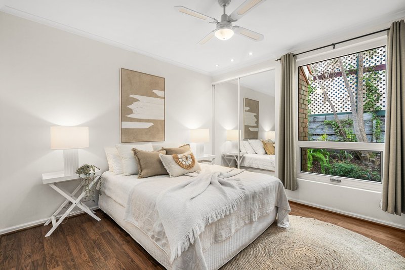Photo - 12 St Vincent Close, Aberfoyle Park SA 5159 - Image 13