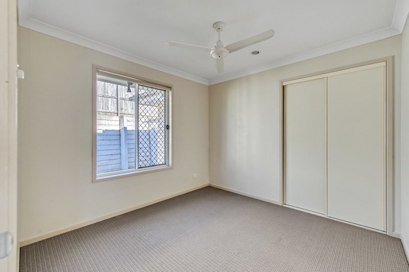 Photo - 12 Stanbury Drive, Goodna QLD 4300 - Image 10