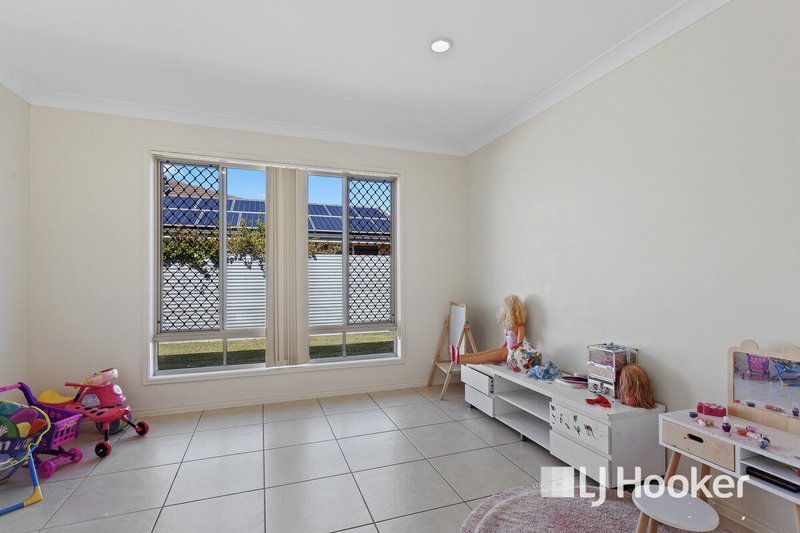 Photo - 12 Stanford Place, Laidley QLD 4341 - Image 7