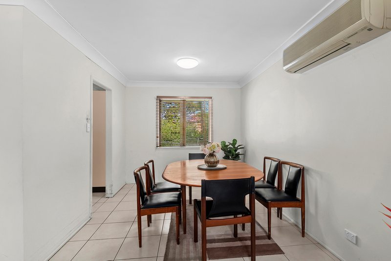 Photo - 12 Stanillon Street, Aspley QLD 4034 - Image 7