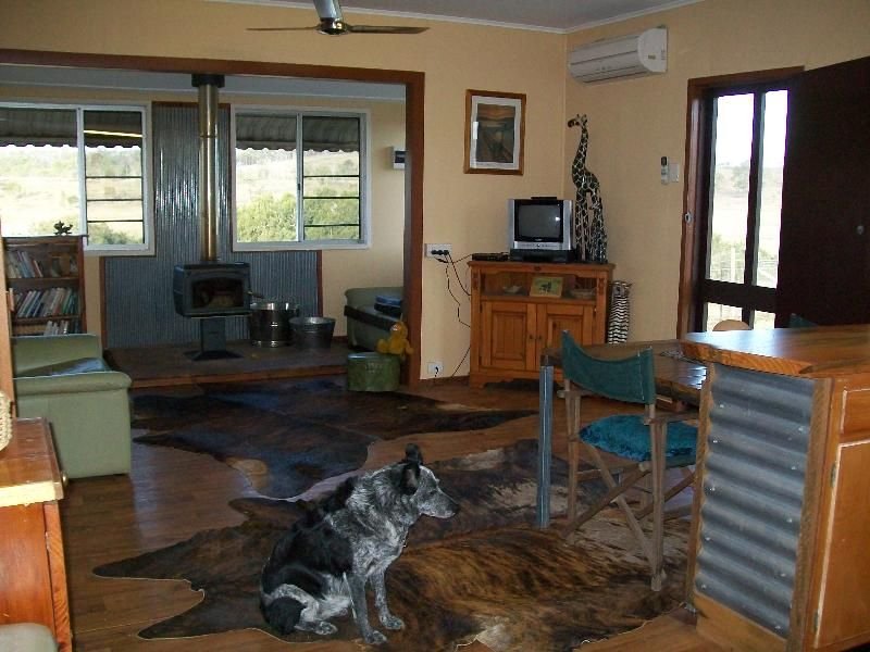 Photo - 12 Stanton Harcourt Rd , Dallarnil QLD 4621 - Image 6