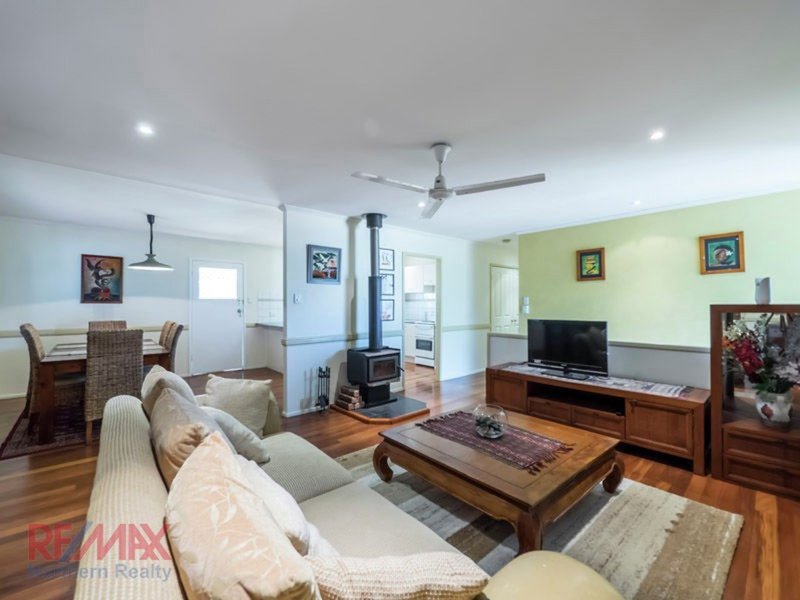 Photo - 12 Stephen Street, Albany Creek QLD 4035 - Image 9