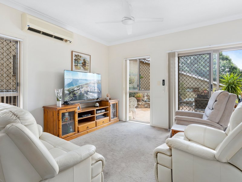 Photo - 1/2 Stephens Street, Burleigh Heads QLD 4220 - Image 4