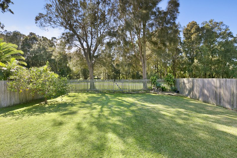 Photo - 12 Stewart Ave , Curl Curl NSW 2096 - Image 4