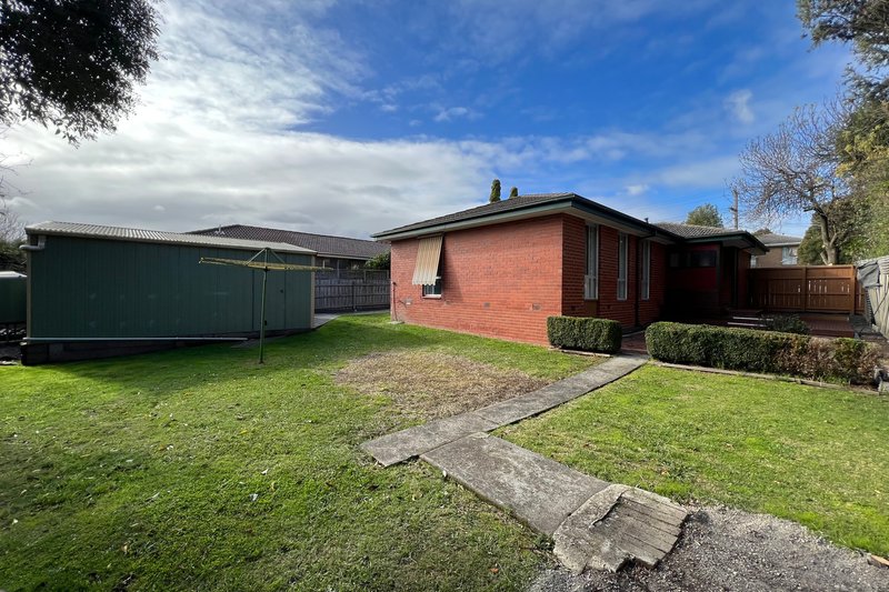 Photo - 12 Stewart Avenue, Narre Warren VIC 3805 - Image 13