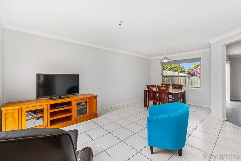 Photo - 12 Stonebridge Street, Alexandra Hills QLD 4161 - Image 2