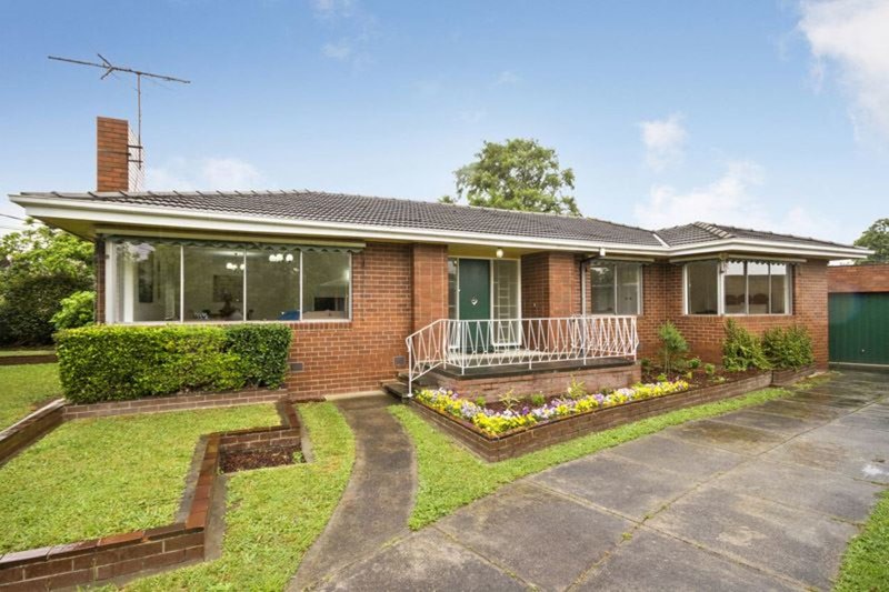 Photo - 12 Stradbroke Crescent, Mulgrave VIC 3170 - Image 8