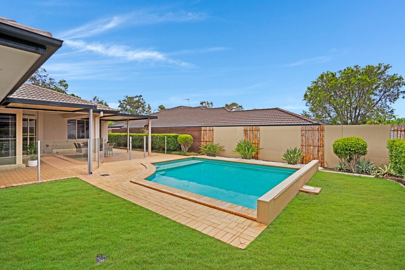 Photo - 12 Straite Drive, Robina QLD 4226 - Image 9