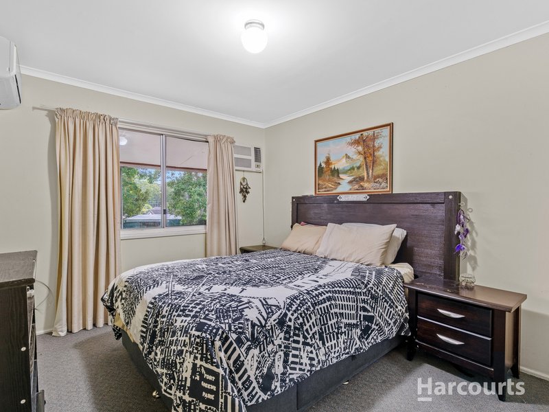 Photo - 12 Strathallen Drive, Boronia Heights QLD 4124 - Image 7