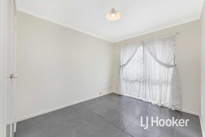 Photo - 12 Stratus Court, Hampton Park VIC 3976 - Image 12