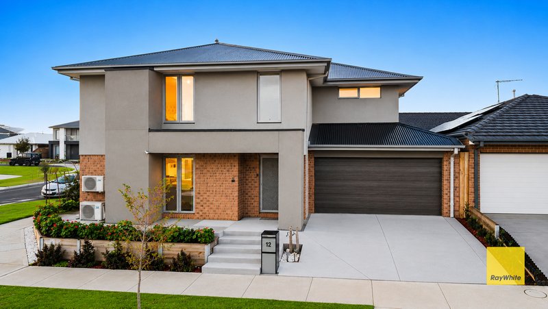 Photo - 12 Streamlet Boulevard, Tarneit VIC 3029 - Image 2